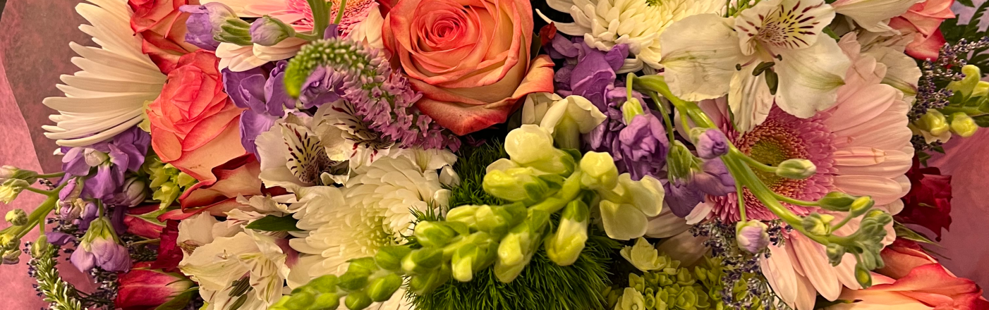 Shop Anniversary Flowers