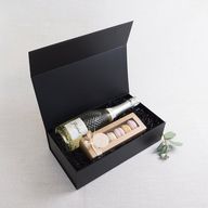Macarons & Mini Prosecco
