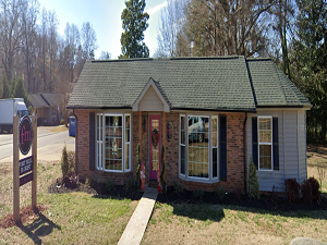 Storefront of Fort Mill Florist