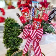 Dozen Candy bouquet
