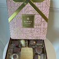 Bonnie and Pop Truffle Box