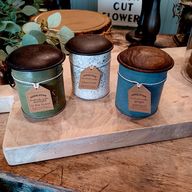 Himalayan candle in tin