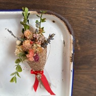 Dried Mini Flower Bouquet Magnet
