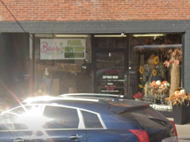 Storefront of Bev's Baskets & Bows
