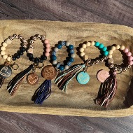 Mama Key Chain Bracelet