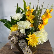 Silk Flowers in Dish Garden/Plant