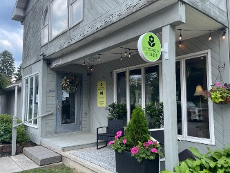 Storefront of Howard's Florist