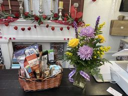 Gourmet Food / Snack Basket