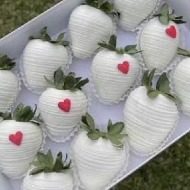 Gourmet Chocolate Dipped Strawberries