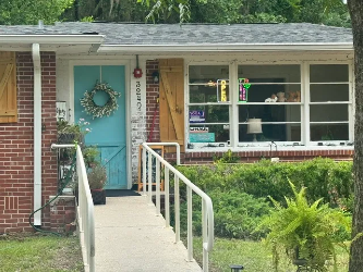 Storefront of Petal Expressions By Sisters Floral Design