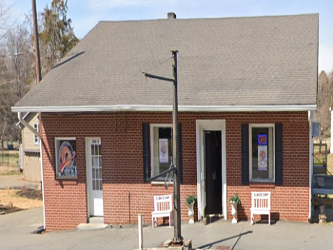 Storefront of Blooms & Beyond