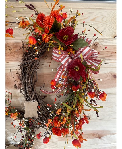 0884 Grapevine Wreath with Silk Flowers