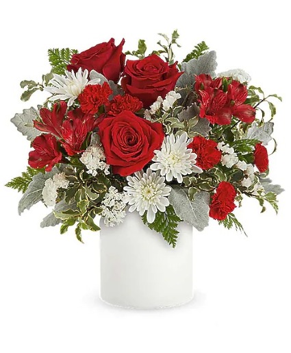 Teleflora's Lush Love Bouquet 