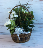 10" Wicker Dish Garden W/Flowers 
