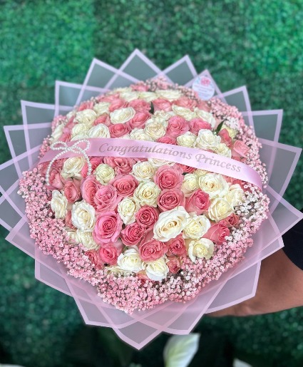 100 Roses Congratulations Ramo 