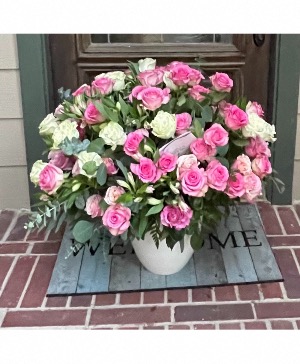 100 Roses - Over 8Dz. Roses Roses