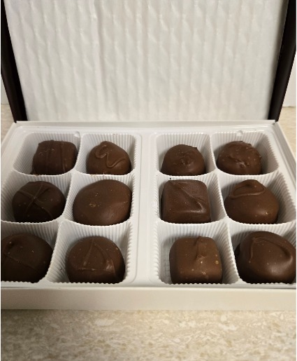 1/2 lb Soft Centers Milk Chocolates Candy