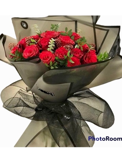 12 Red Roses Long Stem Ecuadorian  Wrap Bouquet