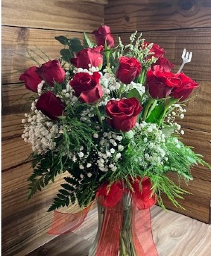 12 Red Roses Vase