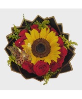 12 Rose with sunflower  bouquet 