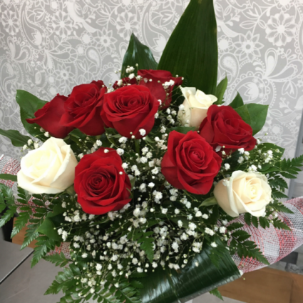 12 Roses Red & White Roses  No Vase