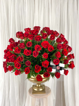 14-EXTRA LARGE GOLD & ROSE VALENTINE'S
