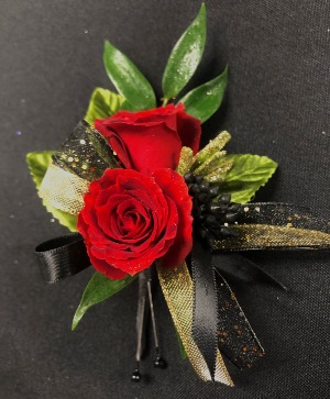 #2 boutonniere 