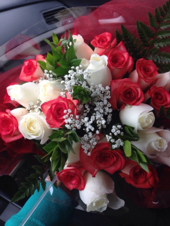 2 DZ ROSES BOUQUET 