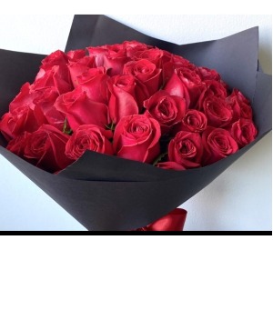 Wrapped roses Roses