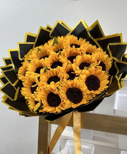 24 Sunflowers flower buquete