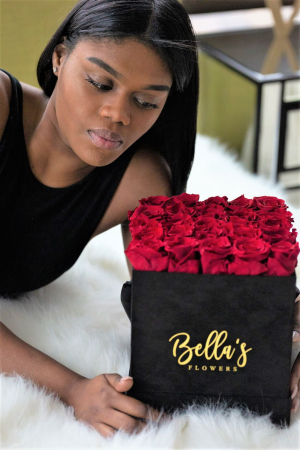 Roses in a Square hat box 
