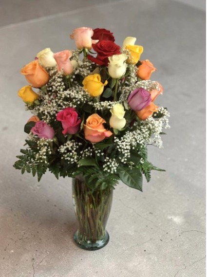  Assorted Roses only color red , white, peach and orange 