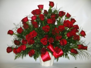4 Dozen Kisses *1 week advanced ordering required*