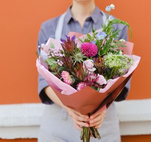3 MONTH WRAPPED FLOWER SUBSCRIPTION SEASONAL FLOWERS