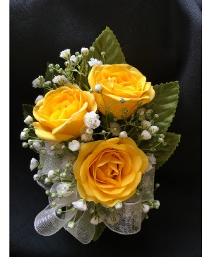 3 Spray Rose  Corsage