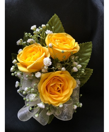 3 Spray Rose  Corsage