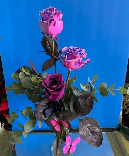 3 Sweet Roses  Vase