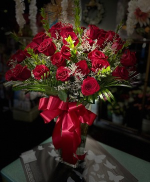 4 - 5 Doz Red Roses In Elegance all occasions / business / decor /wedding / sympathy/ just because /