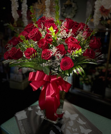 4 - 5 Doz Red Roses In Elegance all occasions / business / decor /wedding / sympathy/ just because /