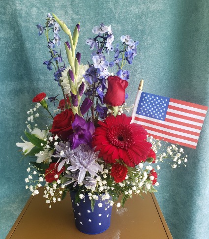 STARS AND STRIPES TIN FRESH ARRANGEMENT
