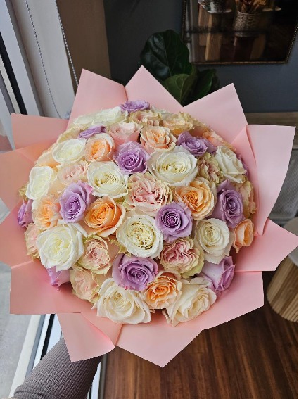 50 Blushing Love Roses Bouquet 