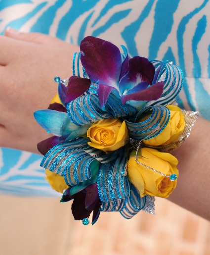 #54 Orchids and Sweetheart Roses Corsage