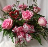 ALL TIME FAVORITE..(VD)..PRETTY IN PINK' 6 PINK ROSES ARRANGED IN A VASE with a bow and heart pic!(pink colors could be light or medium pink)