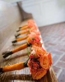 6/rosesbouquets w/ fillers any color combo