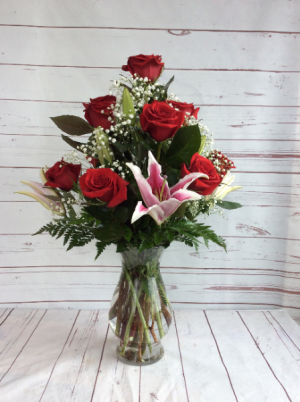 12 Roses With Stargazer Lilies 