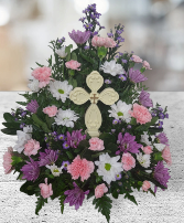 Sanctity OF Love Bouquet FS-983 Fresh Flower Keepsake local only