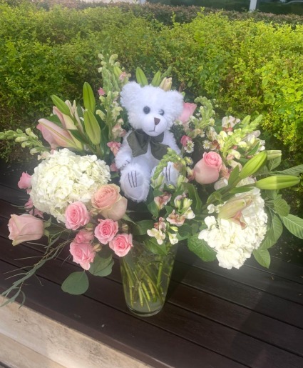 A Beary Cute Addition vase with Keepsake