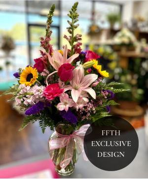 A Beautiful Mix Floral Arrangement