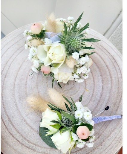 A Bit Of Country Wrist Corsage  