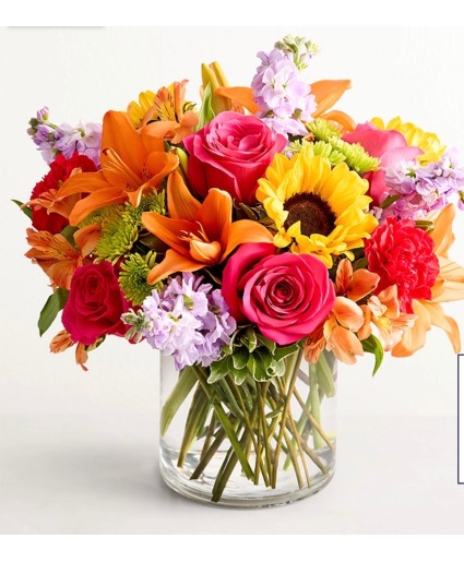 A Colorful Summer Fresh Arrangement
